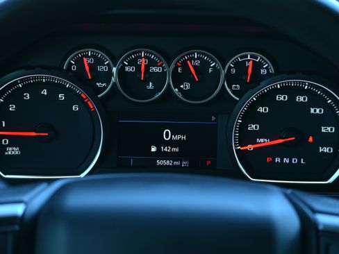 Used 2022 Chevrolet Silverado 2500 Custom w/ Custom Convenience Package image 21