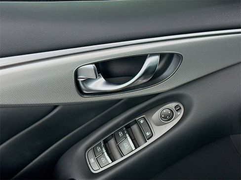 Used 2021 INFINITI Q50 Luxe w/ Cargo Package image 17