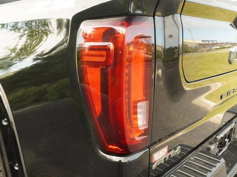 Used 2022 GMC Sierra 1500 AT4 w/ AT4 Preferred Package AWD/4WD image 40