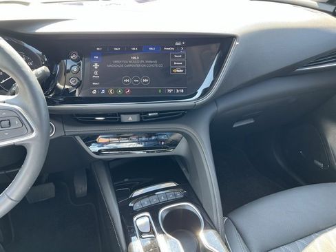 Used 2023 Buick Envision Avenir image 27