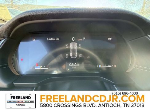 New 2025 Jeep Grand Cherokee Laredo X w/ Luxury Tech Group I image 26