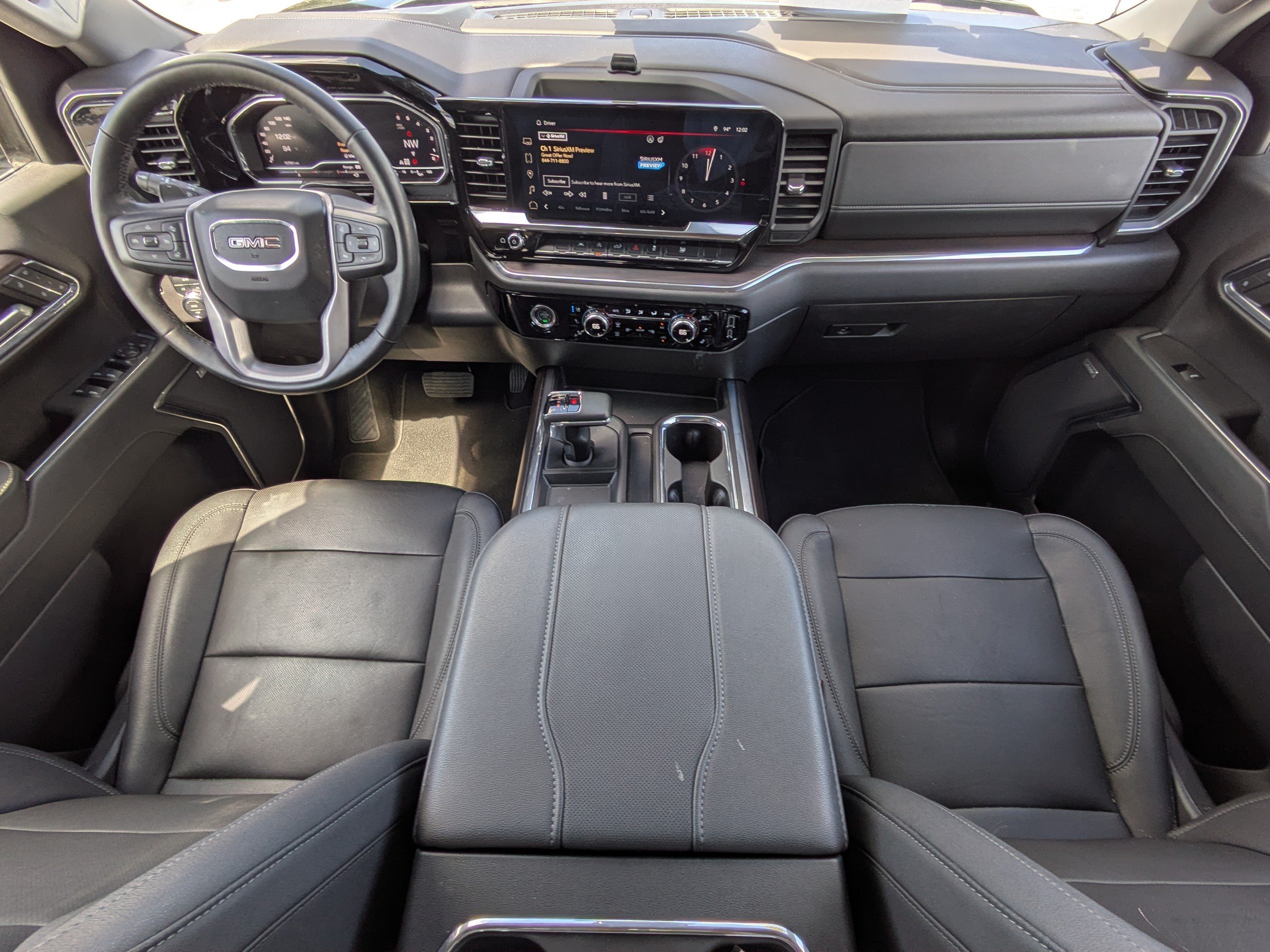 Used 2024 GMC Sierra 1500 SLT w/ SLT Premium Package AWD/4WD image 15