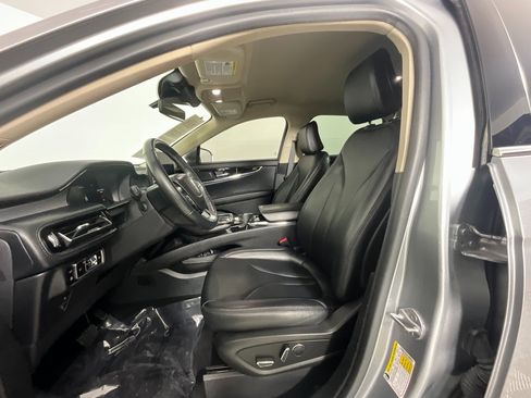 Certified 2023 Lincoln Nautilus FWD image 16