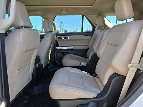 Certified 2022 Ford Explorer XLT w/ Equipment Group 202A image 11