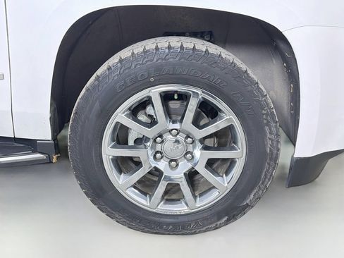 Used 2019 GMC Yukon Denali AWD/4WD image 31