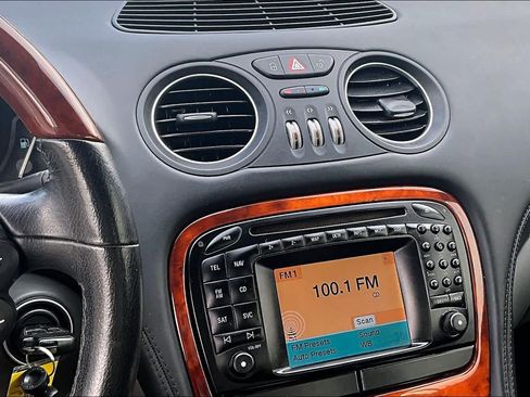 Used 2004 Mercedes-Benz SL 600 image 6