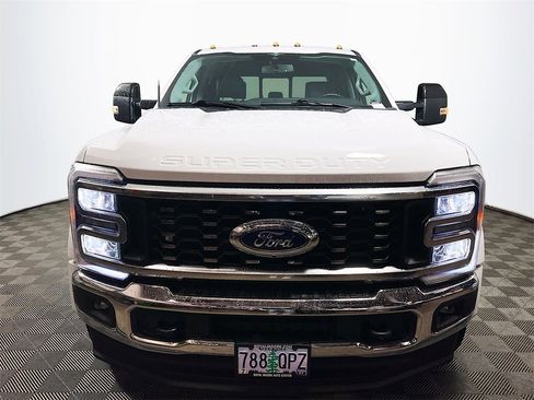 Used 2024 Ford F450 Lariat w/ Camper Package image 3