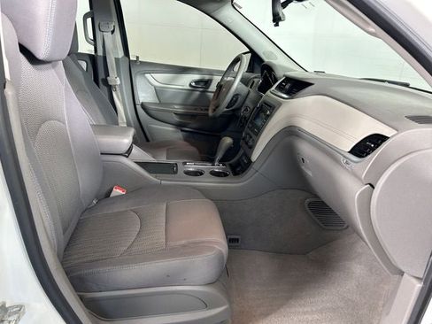 Used 2015 Chevrolet Traverse LS FWD image 28