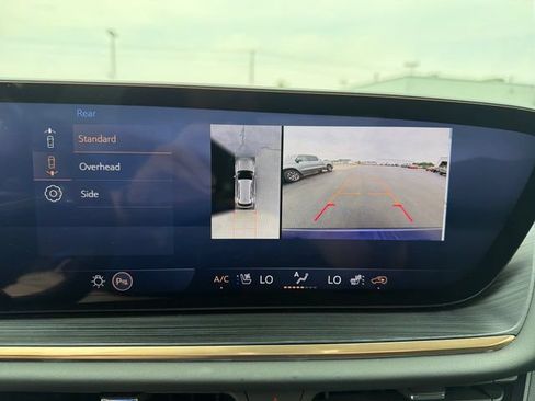 Used 2024 Buick Envision Avenir AWD/4WD image 24