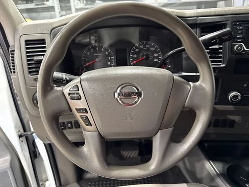 Used 2018 Nissan NV 2500 S RWD image 91