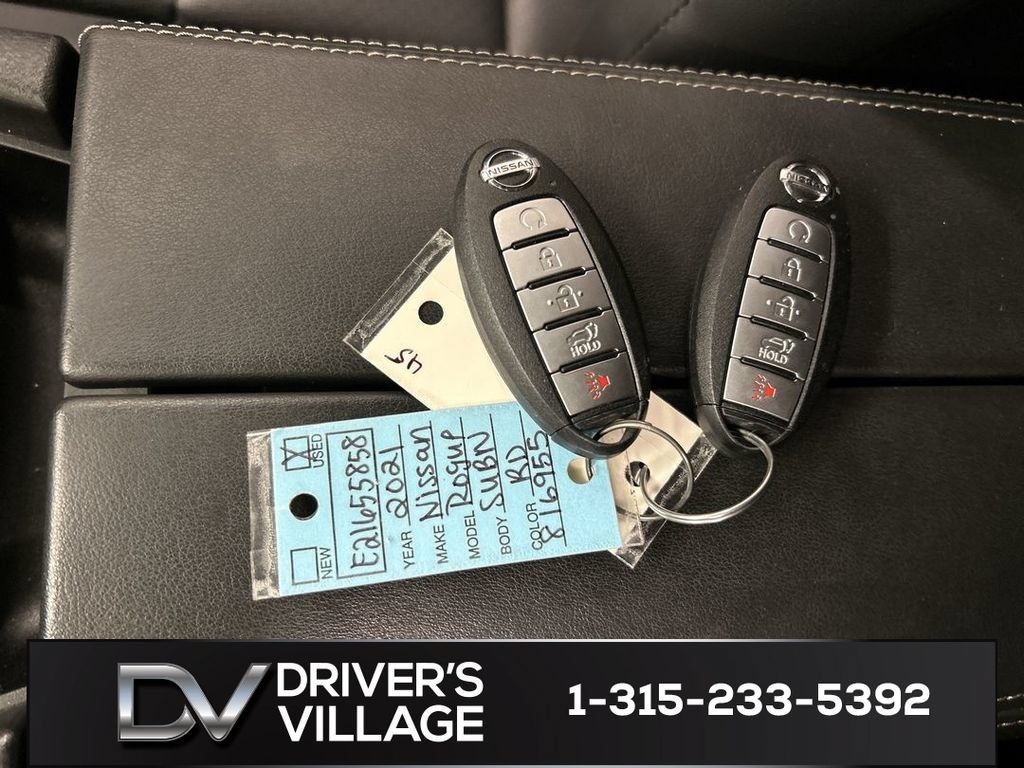 Used 2021 Nissan Rogue SV w/ Premium Package AWD/4WD image 12