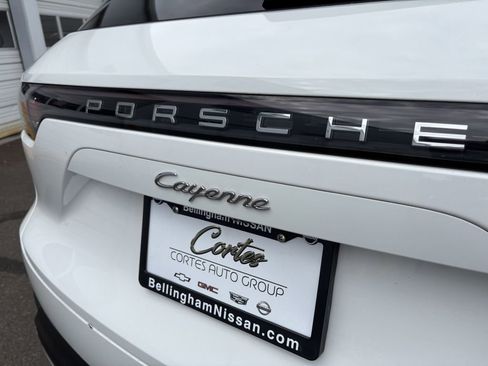 Used 2019 Porsche Cayenne AWD/4WD image 10