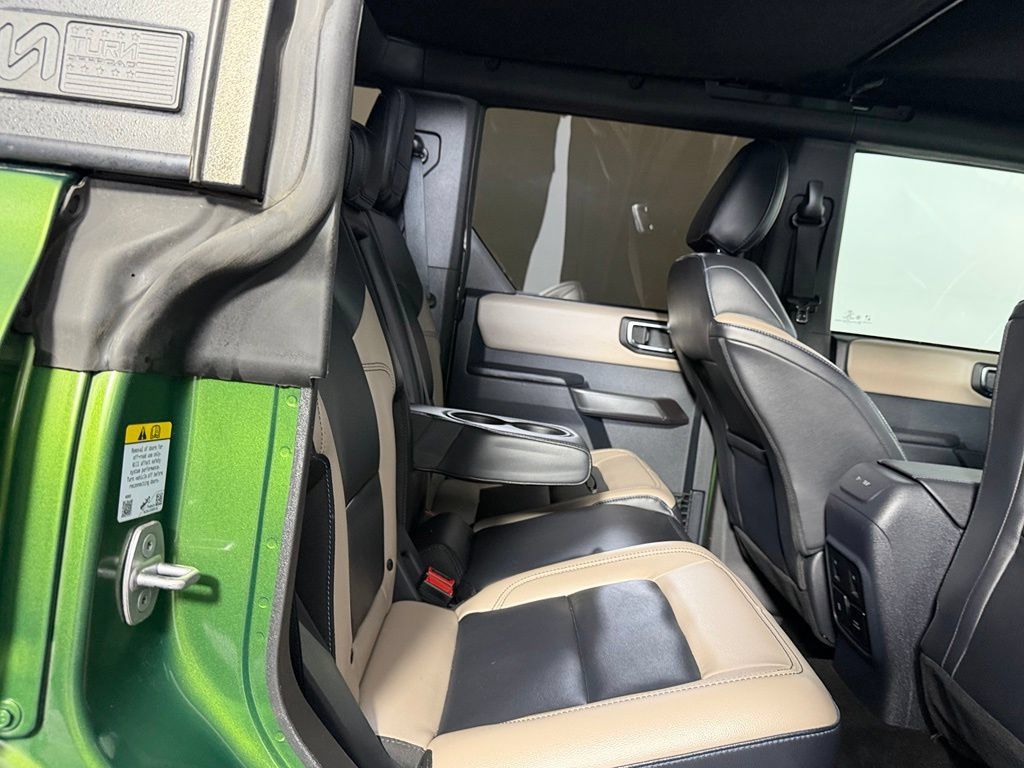 Used 2024 Ford Bronco Wildtrak AWD/4WD image 14