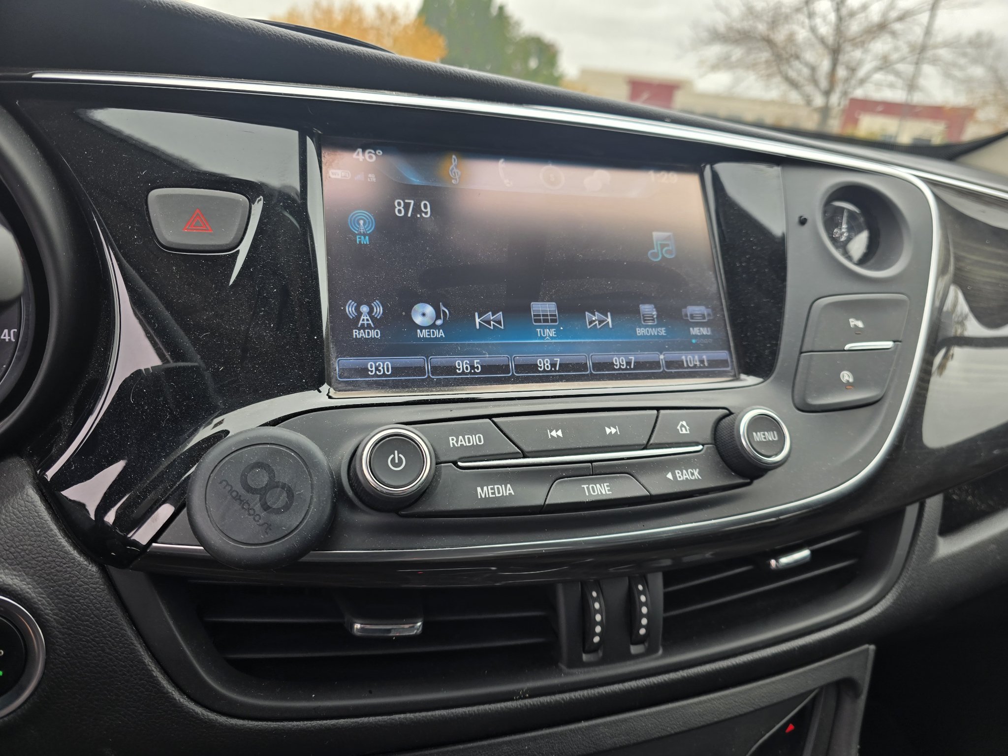 Used 2020 Buick Envision Essence AWD/4WD image 23