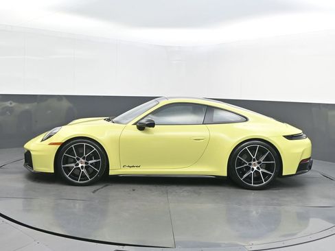 New 2026 Porsche 911 Carrera GTS image 2
