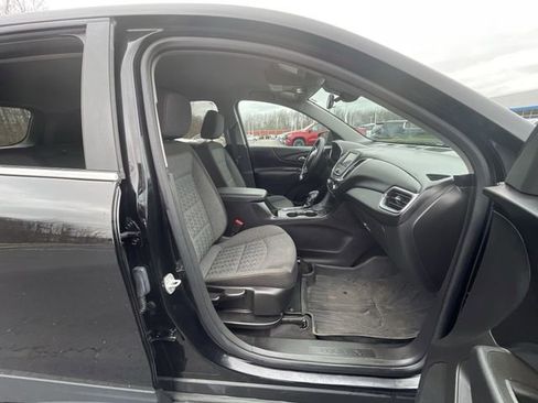 Certified 2024 Chevrolet Equinox LT w/ LPO, Floor Liner Package FWD image 28