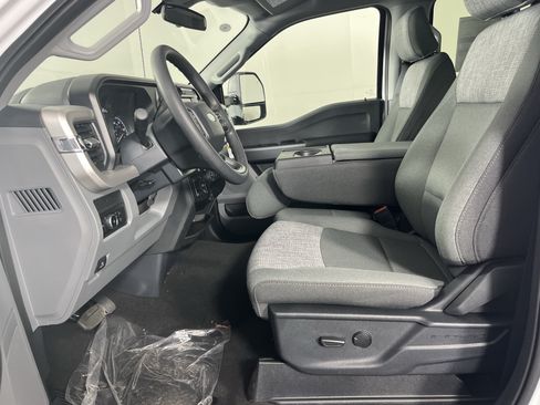 New 2026 Ford F250 XLT AWD/4WD image 10