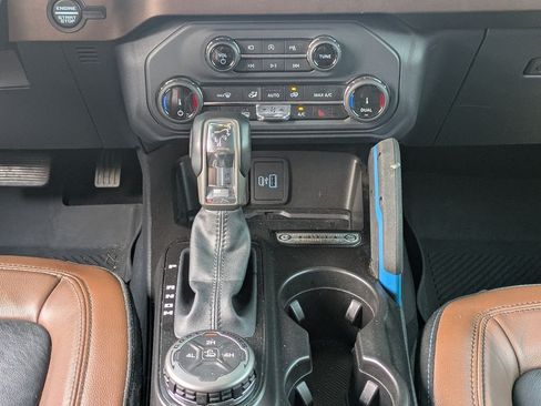 Used 2022 Ford Bronco Outer Banks AWD/4WD image 18
