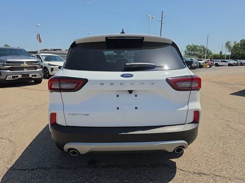 Certified 2025 Ford Escape Active w/ Tech Pack #1 FWD image 6