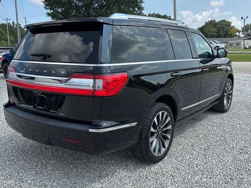 Used 2021 Lincoln Navigator Reserve AWD/4WD image 2