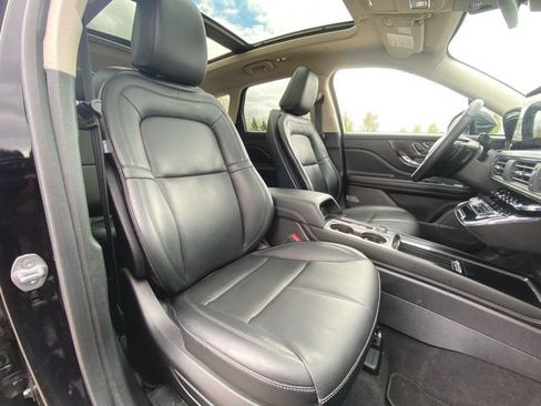 Used 2023 Lincoln Corsair AWD w/ Equipment Group 101A image 28
