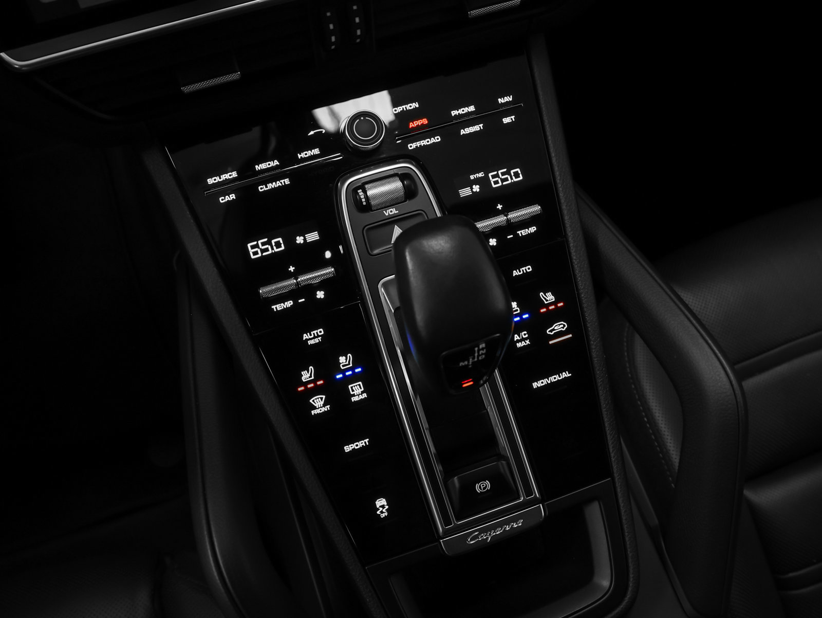 Certified 2023 Porsche Cayenne AWD/4WD image 30