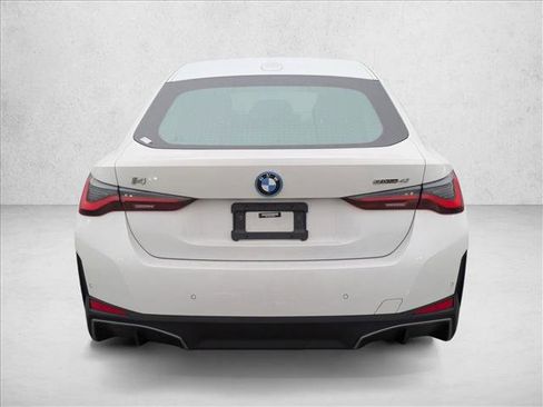 Used 2023 BMW i4 eDrive40 w/ Premium Package image 6