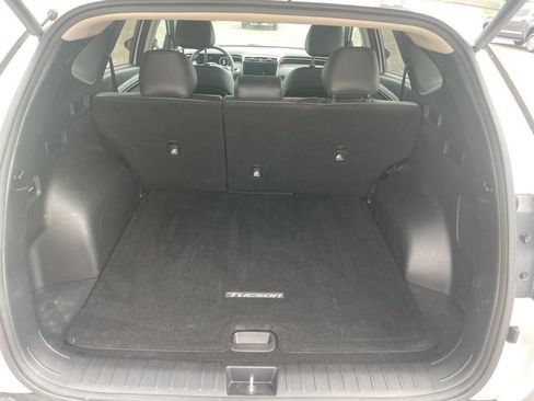 Used 2022 Hyundai Tucson Limited w/ Cargo Package FWD image 11