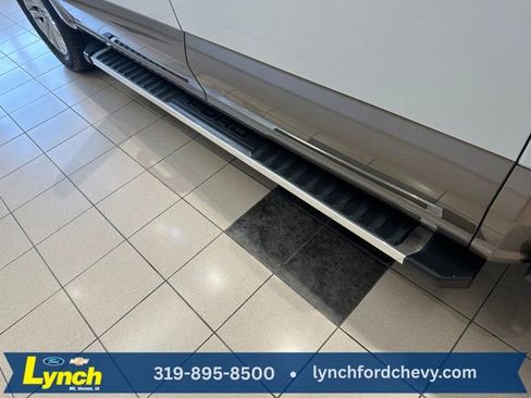 Used 2022 Ford F150 Lariat w/ Equipment Group 502A High image 28