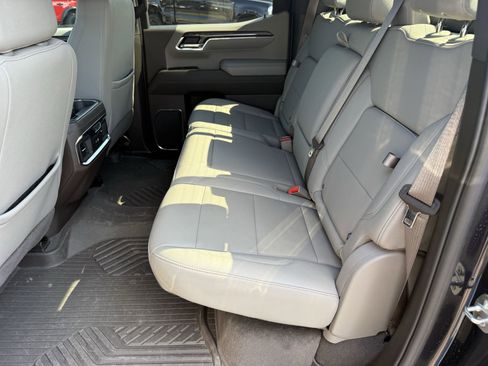 Used 2024 Chevrolet Silverado 1500 LTZ w/ LTZ Convenience Package II image 11