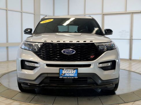 Used 2020 Ford Explorer ST w/ ST Street Pack image 3