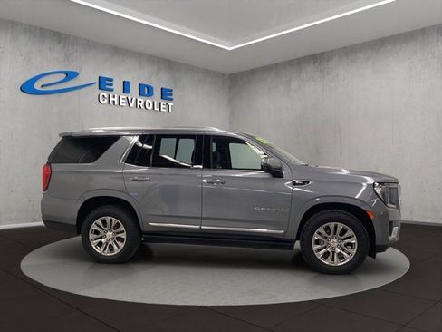 Used 2022 GMC Yukon Denali w/ Max Trailering Package image 2