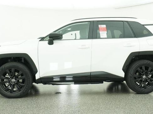 New 2026 Toyota RAV4 SE AWD/4WD image 19