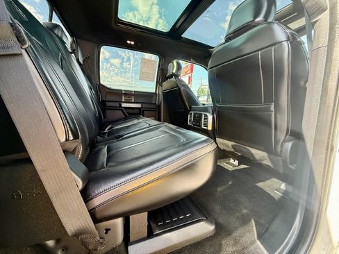 Used 2017 Ford F350 Platinum w/ Platinum Ultimate Package AWD/4WD image 18