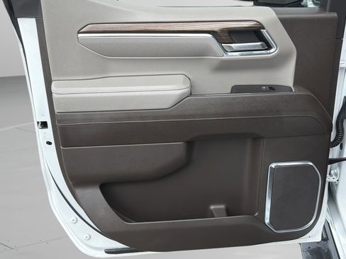 Used 2024 Chevrolet Silverado 1500 LT Trail Boss w/ Convenience Package II image 25