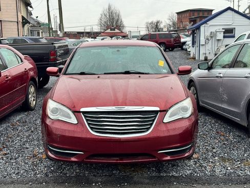 Used 2013 Chrysler 200 LX image 2