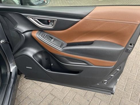 Used 2023 Subaru Forester Touring w/ Popular Package #3 image 23