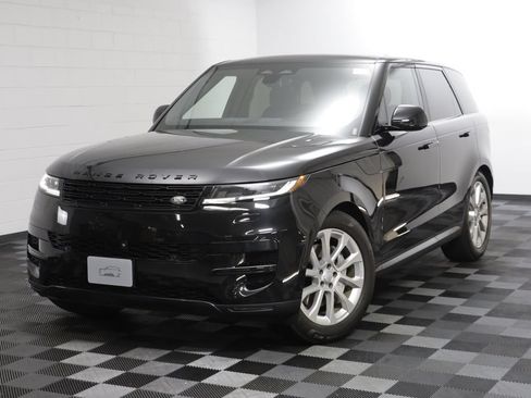 Used 2025 Land Rover Range Rover Sport SE AWD/4WD image 1