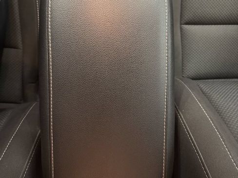 Used 2018 Chevrolet Colorado LT w/ LT Convenience Package AWD/4WD image 19