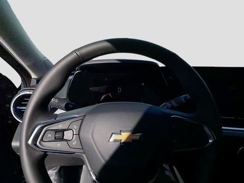 New 2026 Chevrolet Trax LT w/ Driver Confidence Package image 11