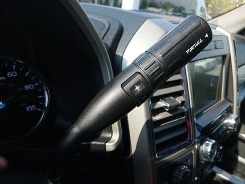 Used 2017 Ford F250 Lariat w/ Chrome Package AWD/4WD image 23