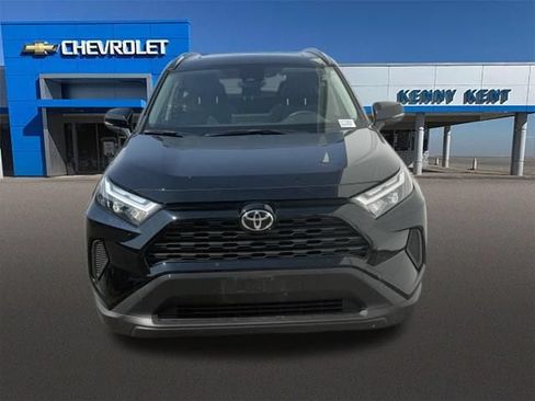 Used 2025 Toyota RAV4 XLE w/ Convenience Package AWD/4WD image 7