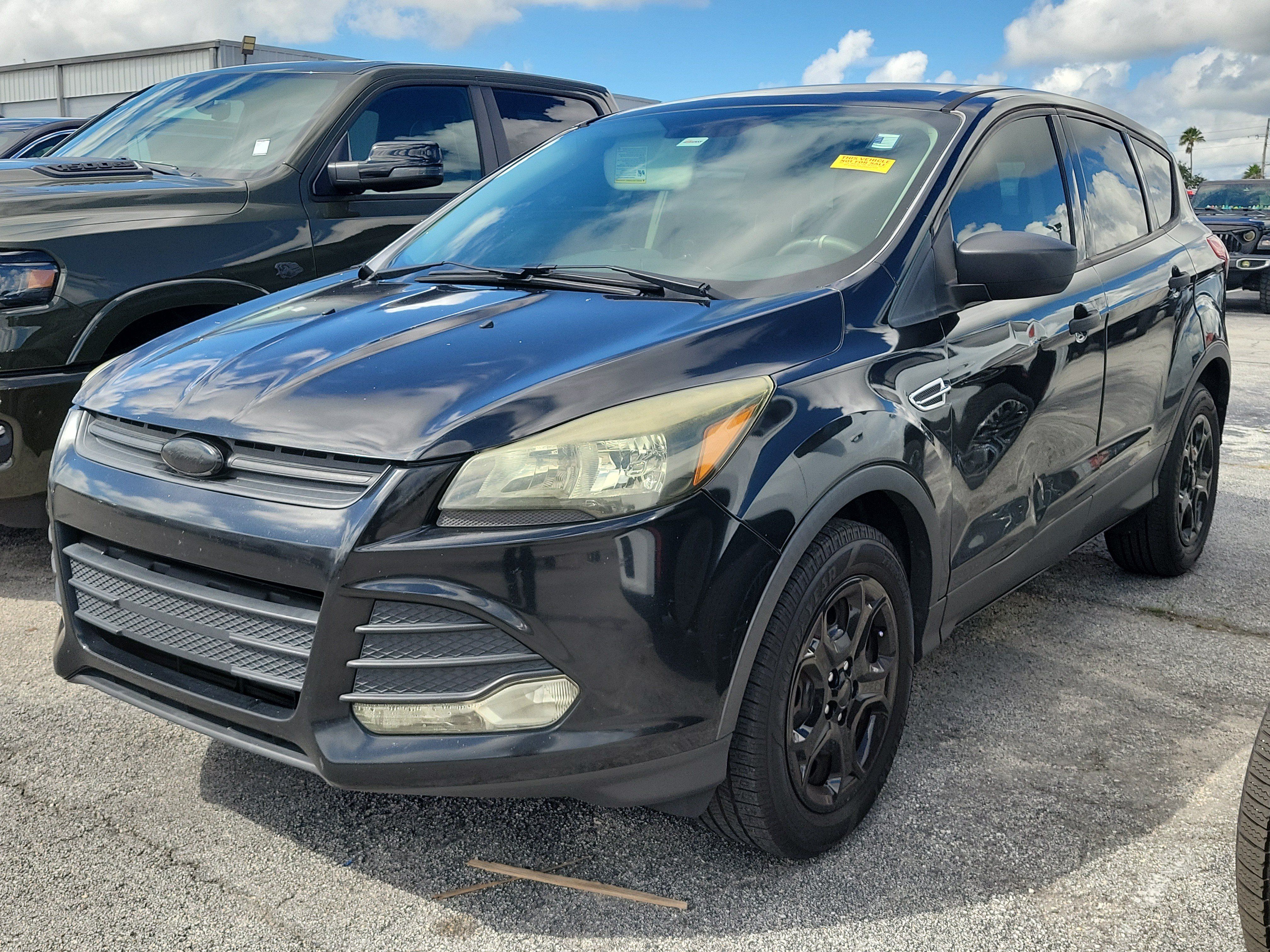 Used 2013 Ford Escape S FWD image 3