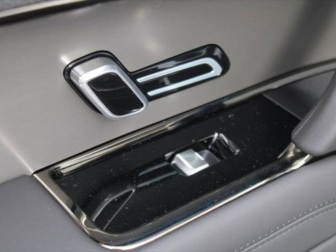 New 2026 Land Rover Range Rover Sport Dynamic SE image 36