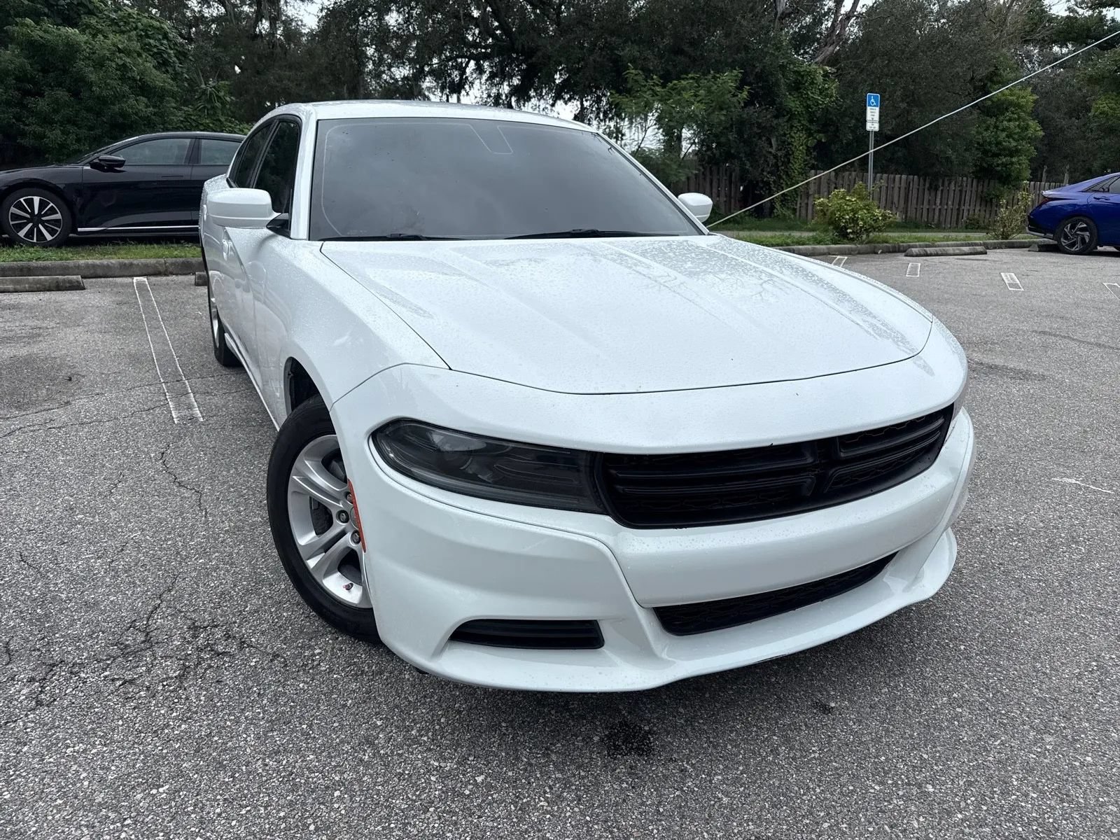 Used 2022 Dodge Charger SXT RWD image 4