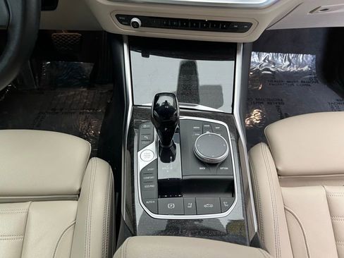 Certified 2023 BMW 430i xDrive Convertible w/ Premium Package AWD/4WD image 16