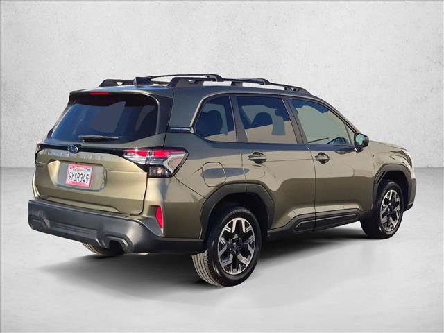 Used 2026 Subaru Forester Premium AWD/4WD image 5