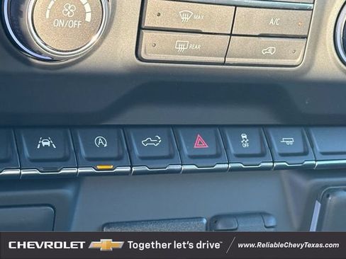 Used 2026 Chevrolet Silverado 1500 Custom RWD image 19