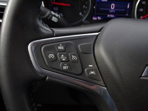 Used 2022 Chevrolet Equinox LT image 32