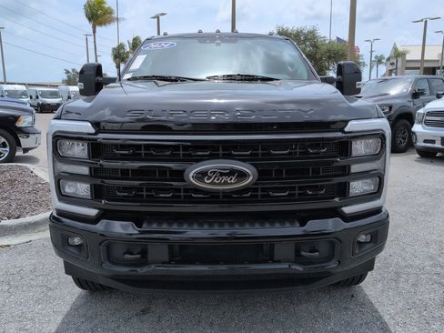 Used 2024 Ford F250 Lariat w/ Black Appearance Package AWD/4WD image 3